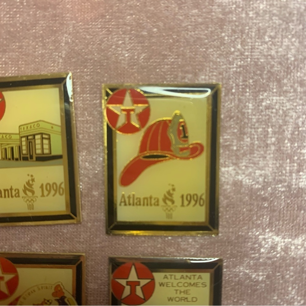 👗Lot of 4 Texaco 1996 Olympic Pins - Picture 4 of 5